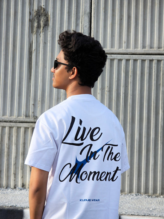 LIVE IN THE MOMENT Heavy Weight Oversized T-shirt