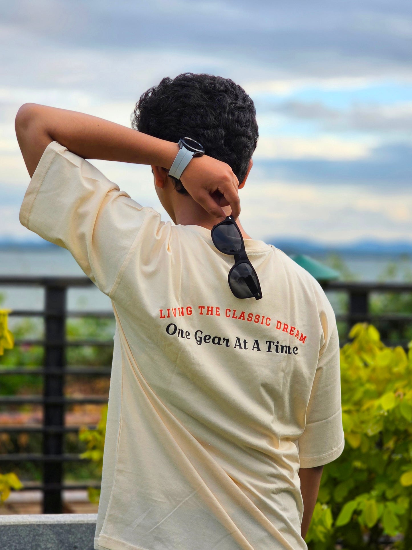 RETRO MODE Soft Oversized T-shirt